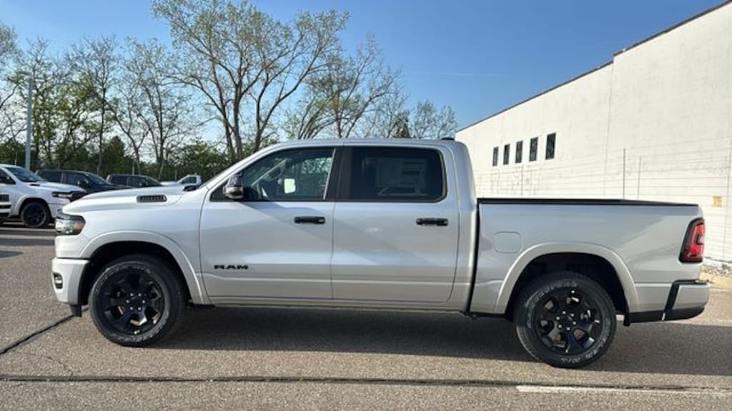 New 2026 Ram 1500 BIG HORN CREW CAB 4X4 5'7 BOX Pickup
