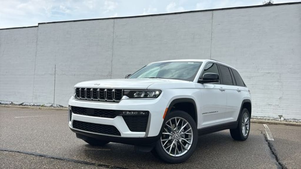 New 2027 Jeep Grand Cherokee LIMITED 4X4 Sport Utility