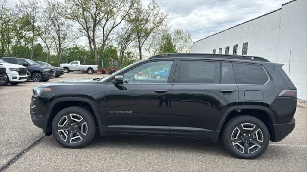 New 2026 Jeep Cherokee LAREDO 4X4 Sport Utility