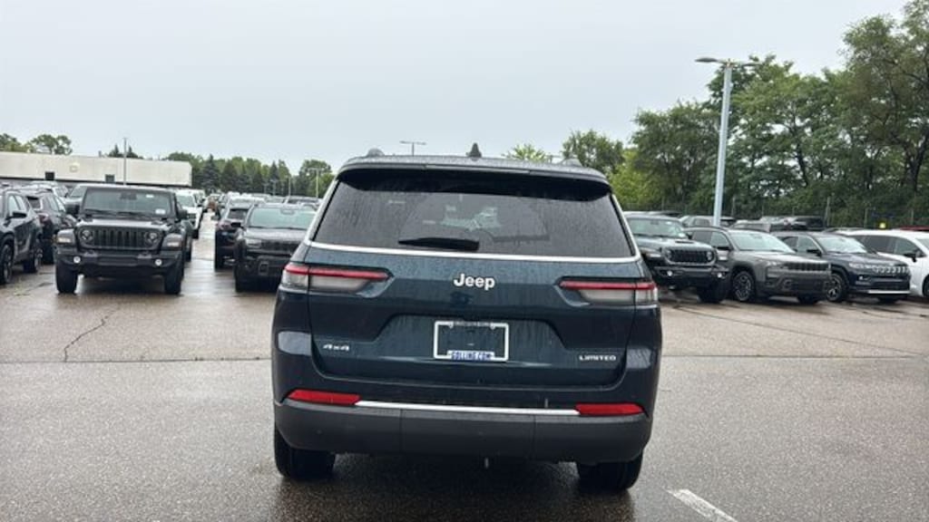 New 2027 Jeep Grand Cherokee L LIMITED 4X4 Sport Utility