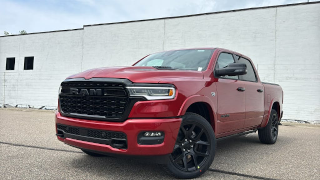 New 2026 Ram 1500 LIMITED CREW CAB 4X4 5'7 BOX Pickup