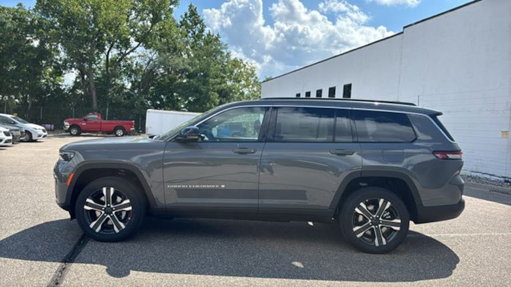 New 2027 Jeep Grand Cherokee L Limited Sport Utility