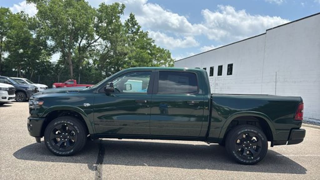 New 2026 Ram 1500 BIG HORN CREW CAB 4X4 5'7 BOX Pickup