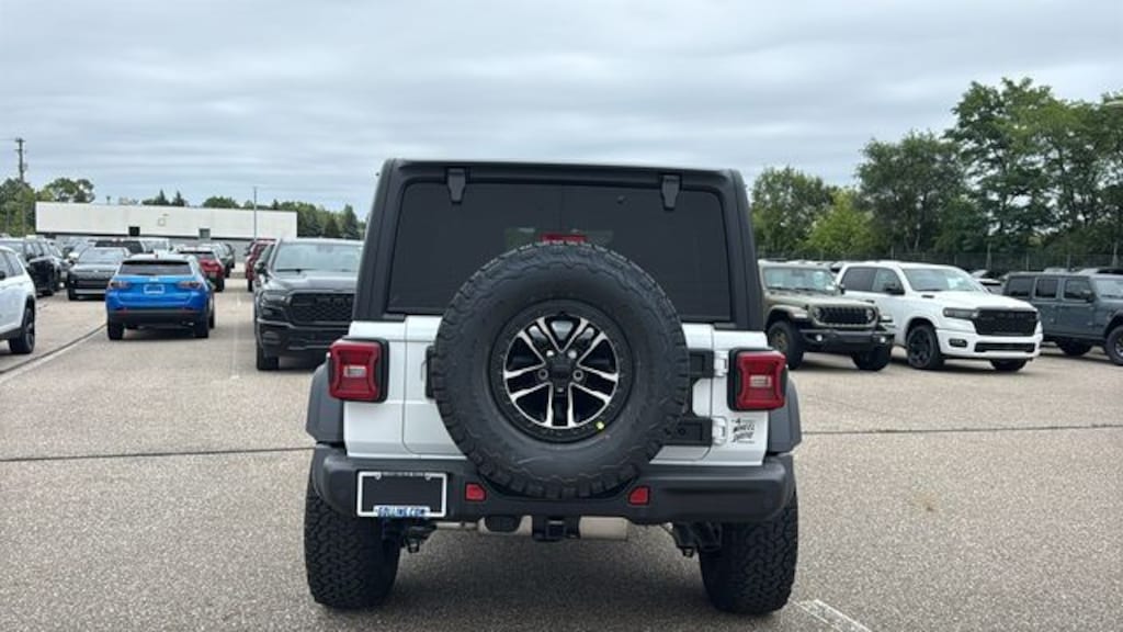 New 2027 Jeep Wrangler 4-DOOR MOAB Sport Utility