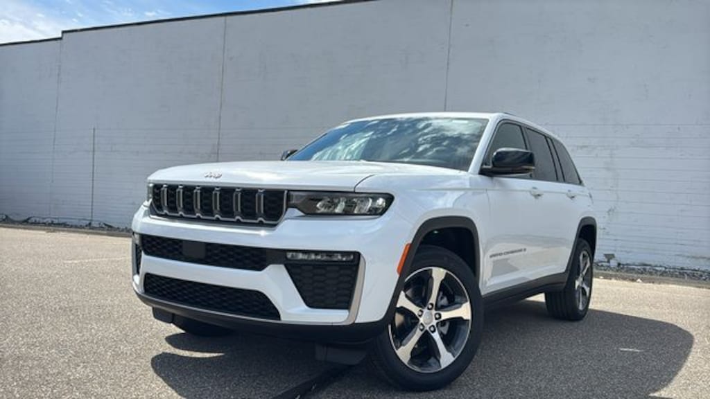 New 2026 Jeep Grand Cherokee LIMITED 4X4 Sport Utility