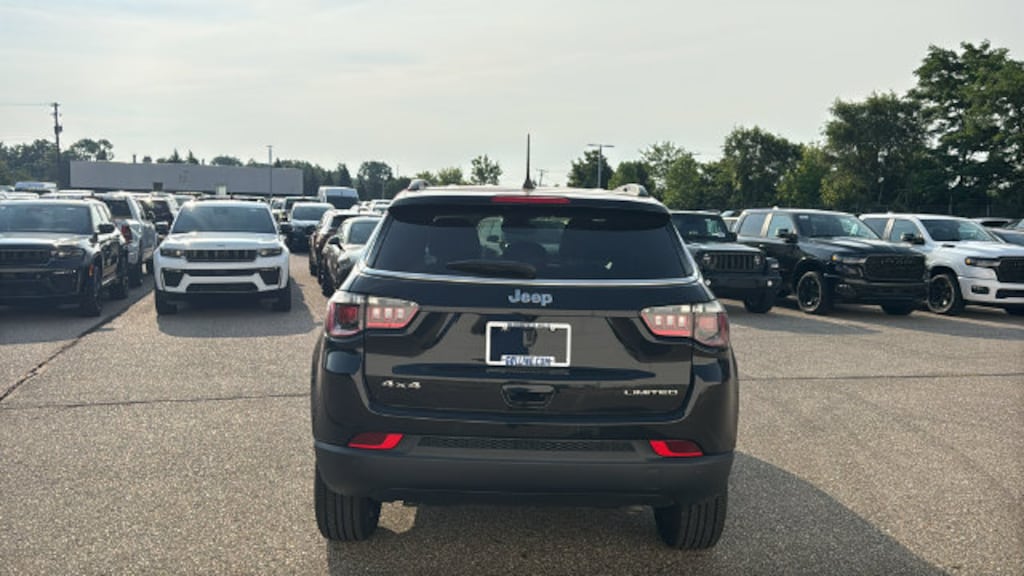 Used 2026 Jeep Compass Limited SUV