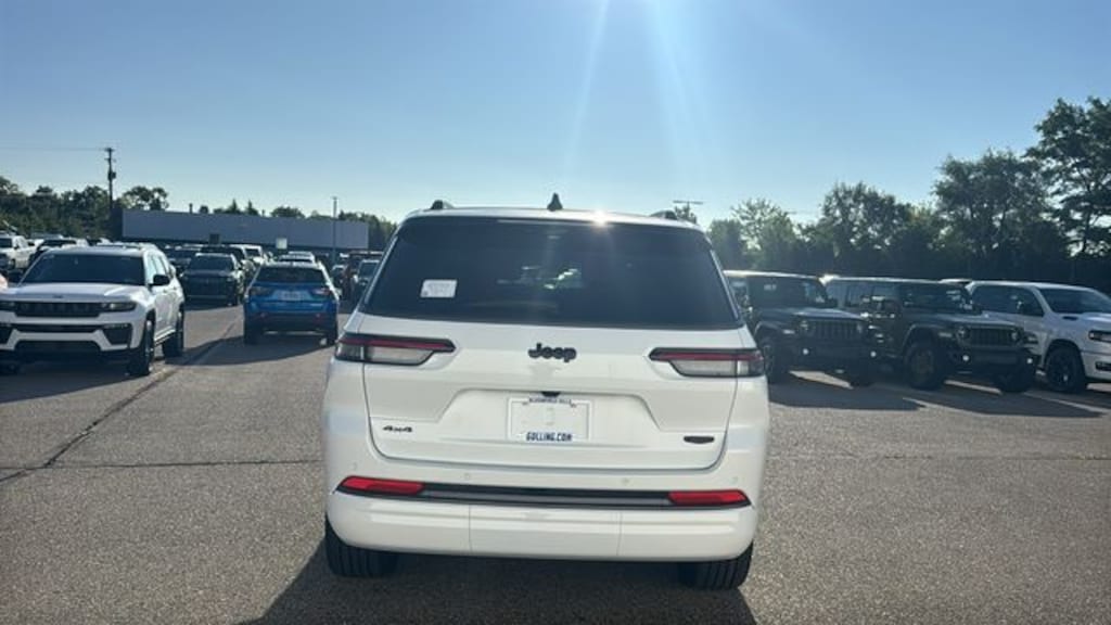 New 2027 Jeep Grand Cherokee L SUMMIT 4X4 Sport Utility