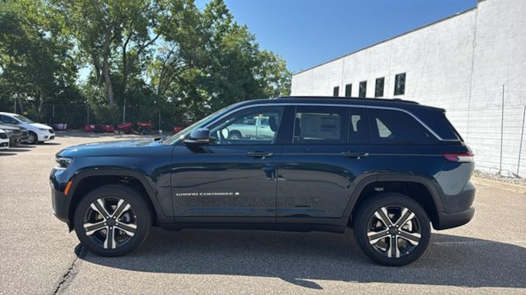 New 2027 Jeep Grand Cherokee Limited Sport Utility