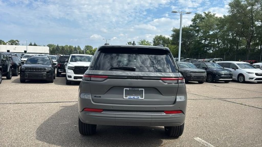 New 2027 Jeep Grand Cherokee LIMITED RESERVE 4X4 Sport Utility