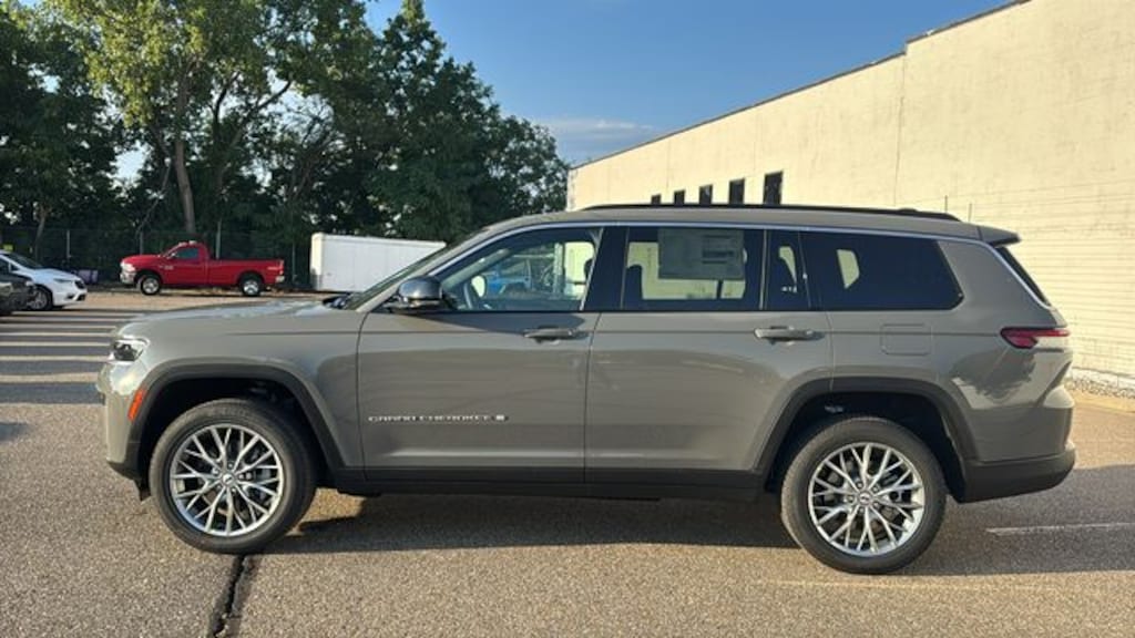 New 2027 Jeep Grand Cherokee L LIMITED 4X4 Sport Utility
