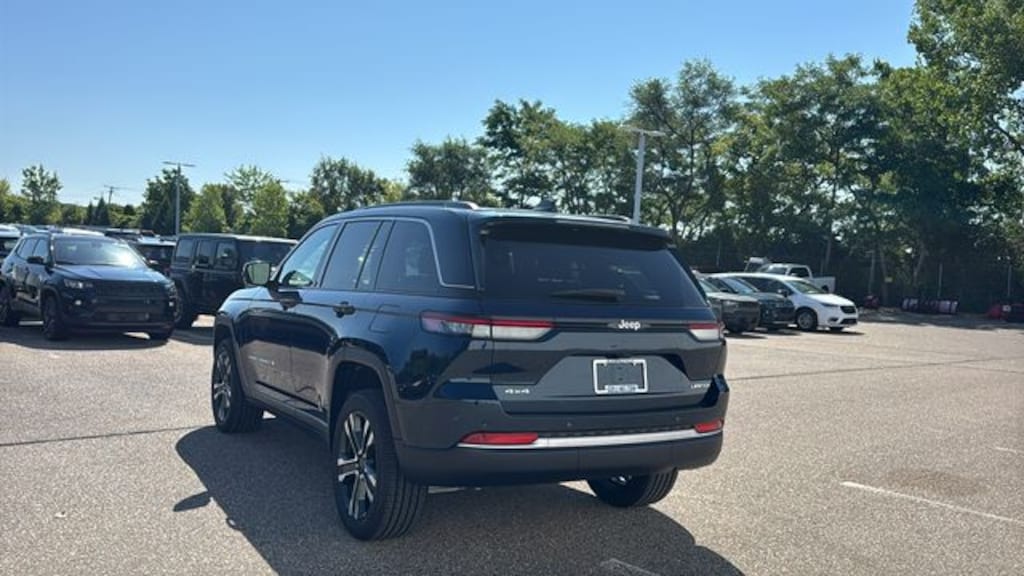New 2027 Jeep Grand Cherokee Limited Sport Utility