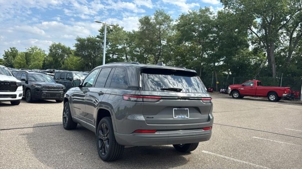 New 2027 Jeep Grand Cherokee LIMITED RESERVE 4X4 Sport Utility