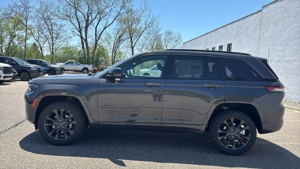 New 2026 Jeep Grand Cherokee LIMITED RESERVE 4X4 Sport Utility
