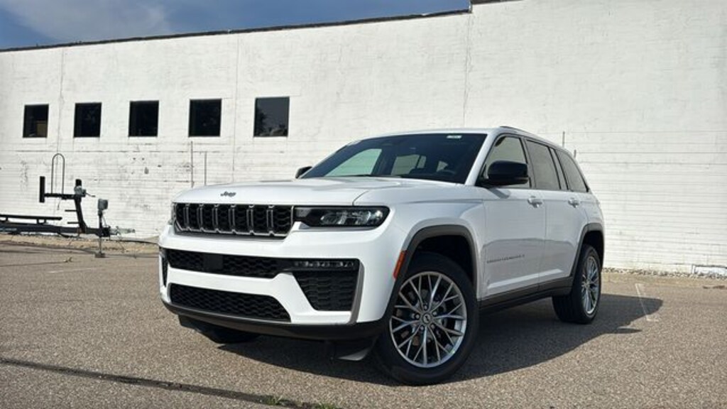 New 2027 Jeep Grand Cherokee LIMITED 4X4 Sport Utility
