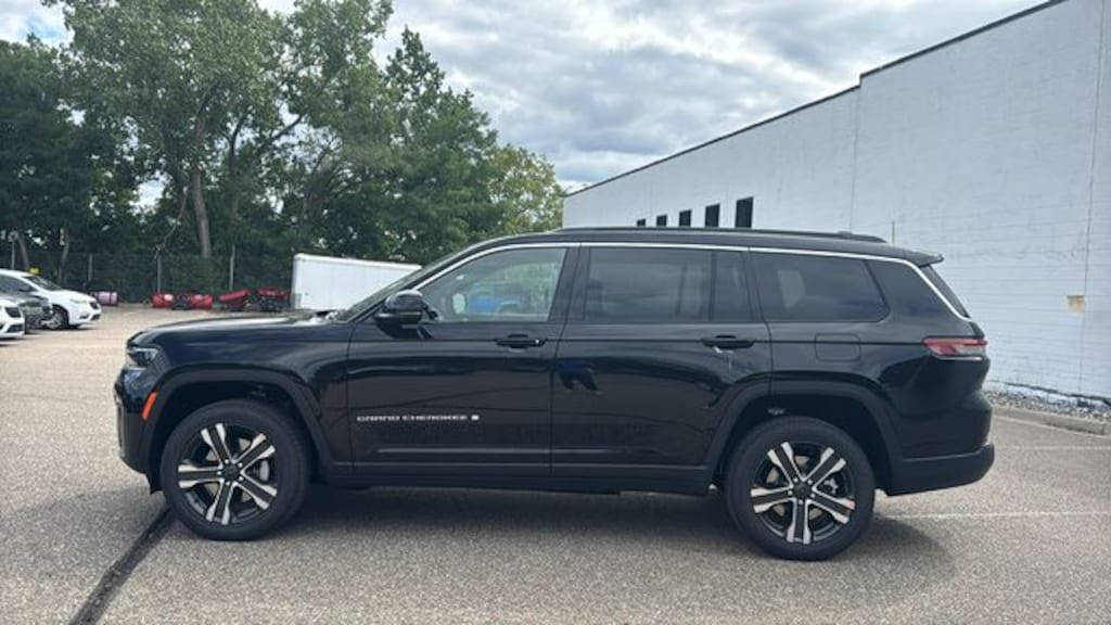 New 2027 Jeep Grand Cherokee L Limited Sport Utility