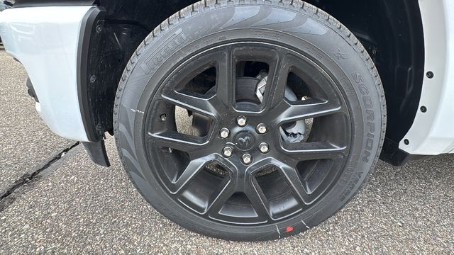 2026 RAM 1500 Laramie - Photo 9