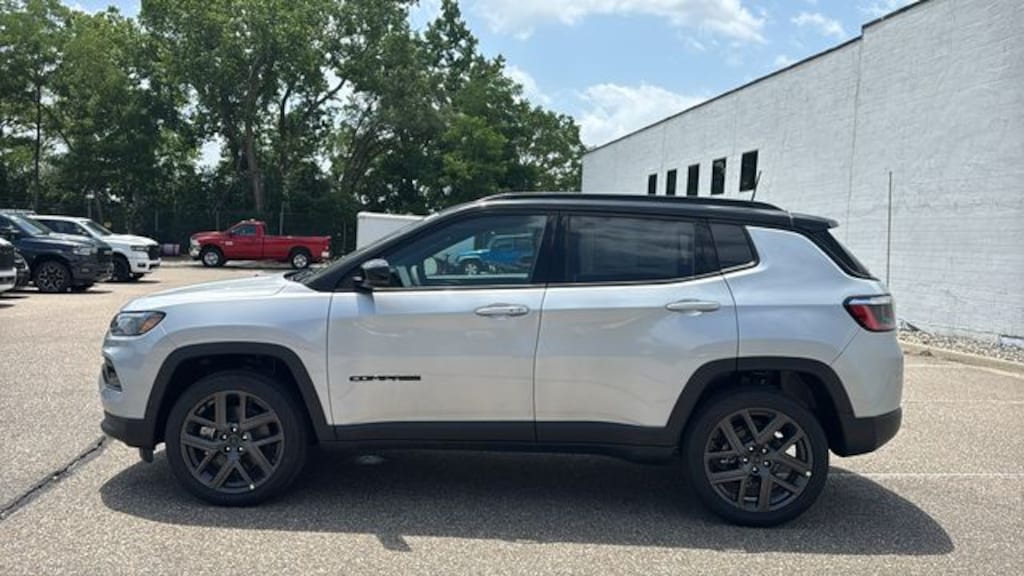 New 2026 Jeep Compass LIMITED ALTITUDE 4X4 Sport Utility