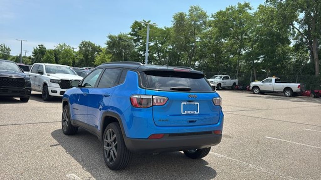 New 2026 Jeep Compass LIMITED ALTITUDE 4X4 Sport Utility