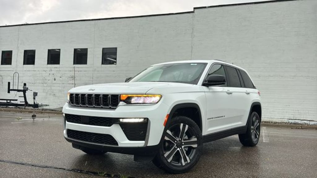 New 2027 Jeep Grand Cherokee LIMITED 4X4 Sport Utility