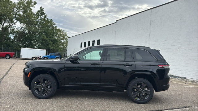 New 2027 Jeep Grand Cherokee LIMITED RESERVE 4X4 Sport Utility