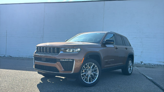 New 2027 Jeep Grand Cherokee LIMITED 4X4 Sport Utility