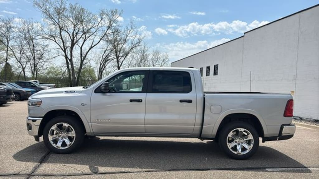 New 2026 Ram 1500 BIG HORN CREW CAB 4X4 5'7 BOX Pickup