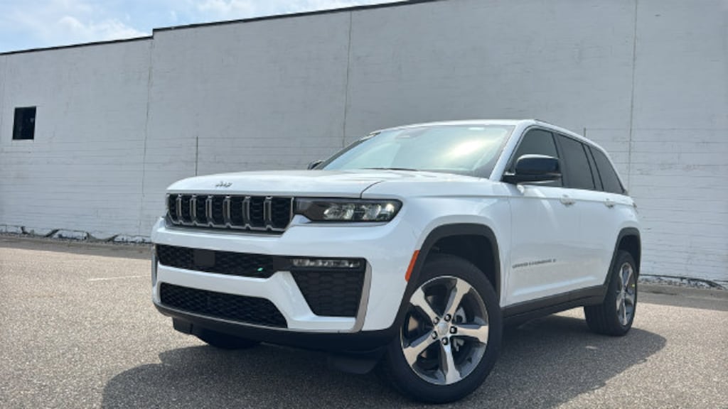 New 2026 Jeep Grand Cherokee LIMITED 4X4 Sport Utility