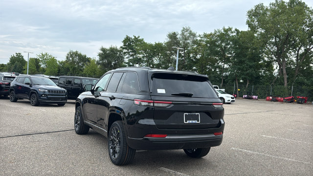 New 2027 Jeep Grand Cherokee SUMMIT 4X4 Sport Utility