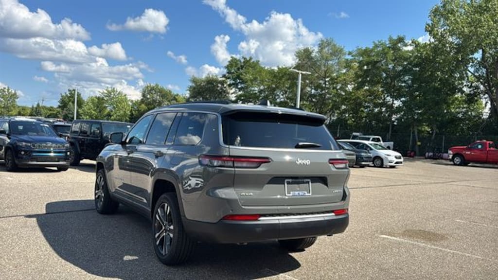 New 2027 Jeep Grand Cherokee L Limited Sport Utility