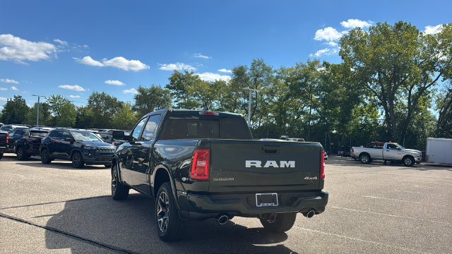 New 2027 Ram 1500 LARAMIE CREW CAB 4X4 5'7 BOX Pickup