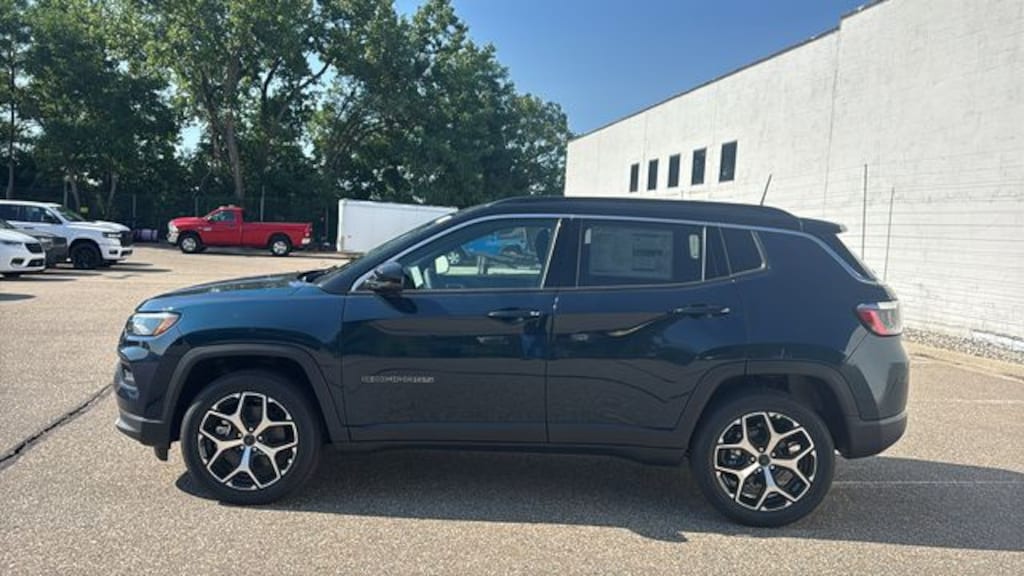 New 2026 Jeep Compass LIMITED 4X4 Sport Utility