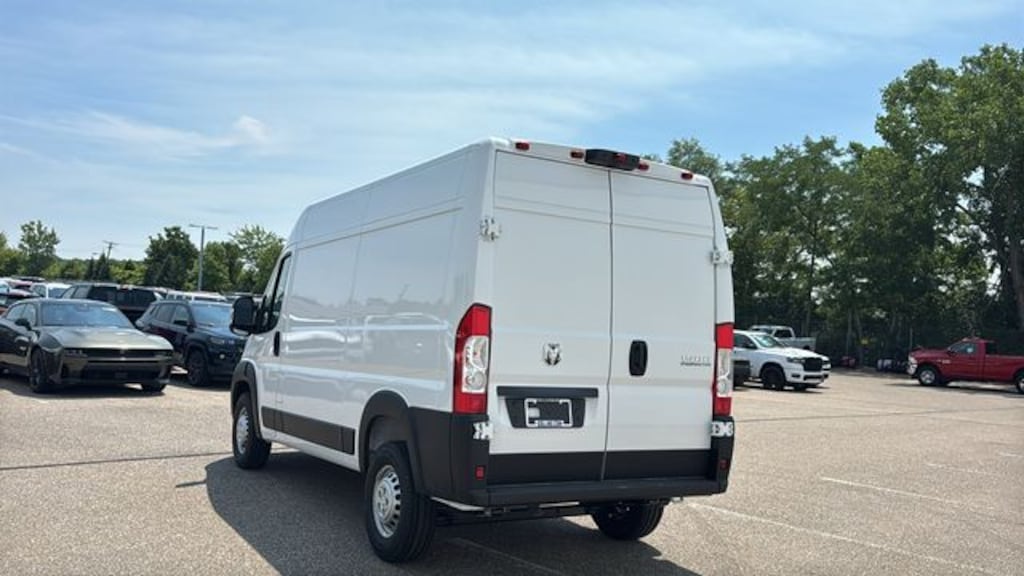 New 2026 Ram ProMaster PROMASTER 1500 TRADESMAN CARGO VAN HIGH ROOF 136' Cargo Van