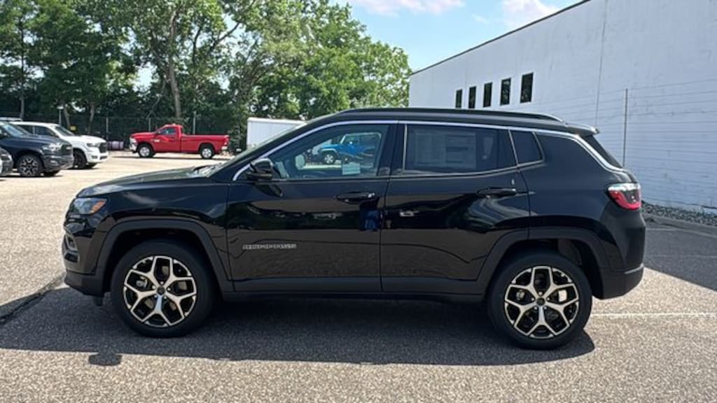 New 2026 Jeep Compass LIMITED 4X4 Sport Utility