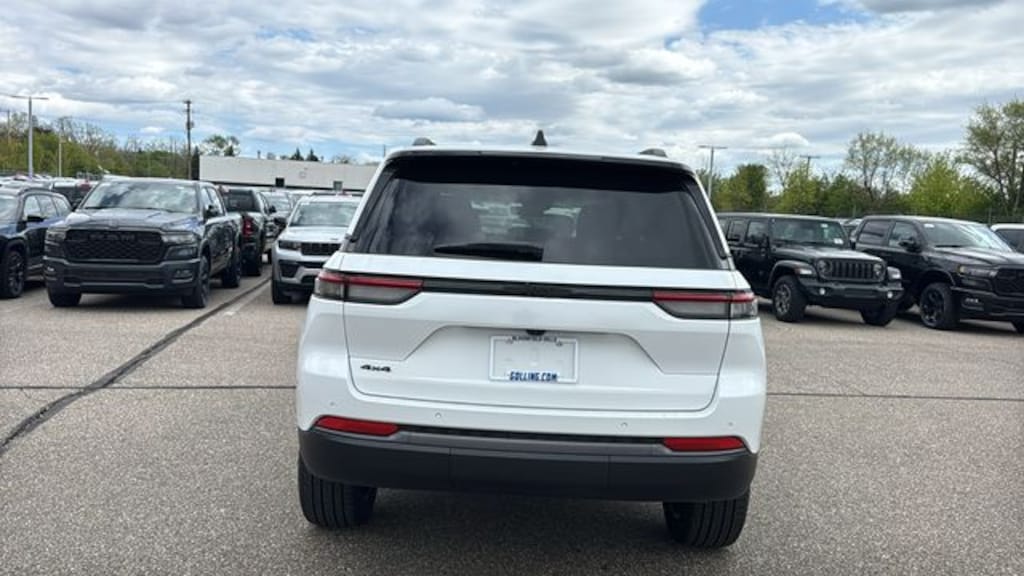 New 2026 Jeep Grand Cherokee LIMITED 4X4 Sport Utility