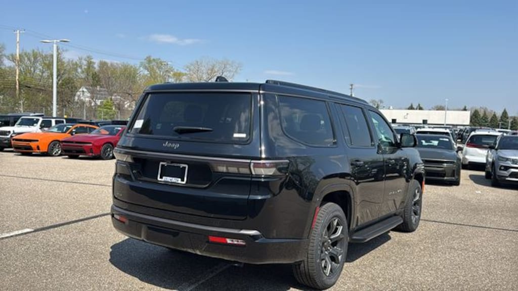 New 2026 Jeep Grand Wagoneer LIMITED ALTITUDE 4X4 Sport Utility