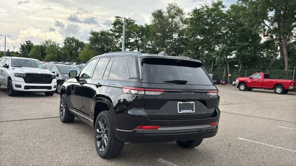 New 2026 Jeep Grand Cherokee LIMITED RESERVE 4X4 Sport Utility