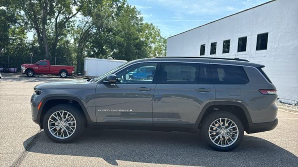 New 2027 Jeep Grand Cherokee L LIMITED 4X4 Sport Utility