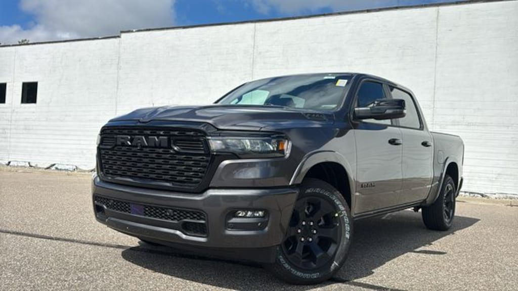 New 2026 Ram 1500 BIG HORN CREW CAB 4X4 5'7 BOX Pickup