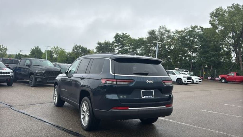 New 2027 Jeep Grand Cherokee L LIMITED 4X4 Sport Utility