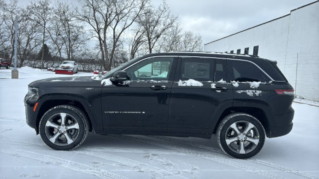 New 2026 Jeep Grand Cherokee LIMITED 4X4 Sport Utility