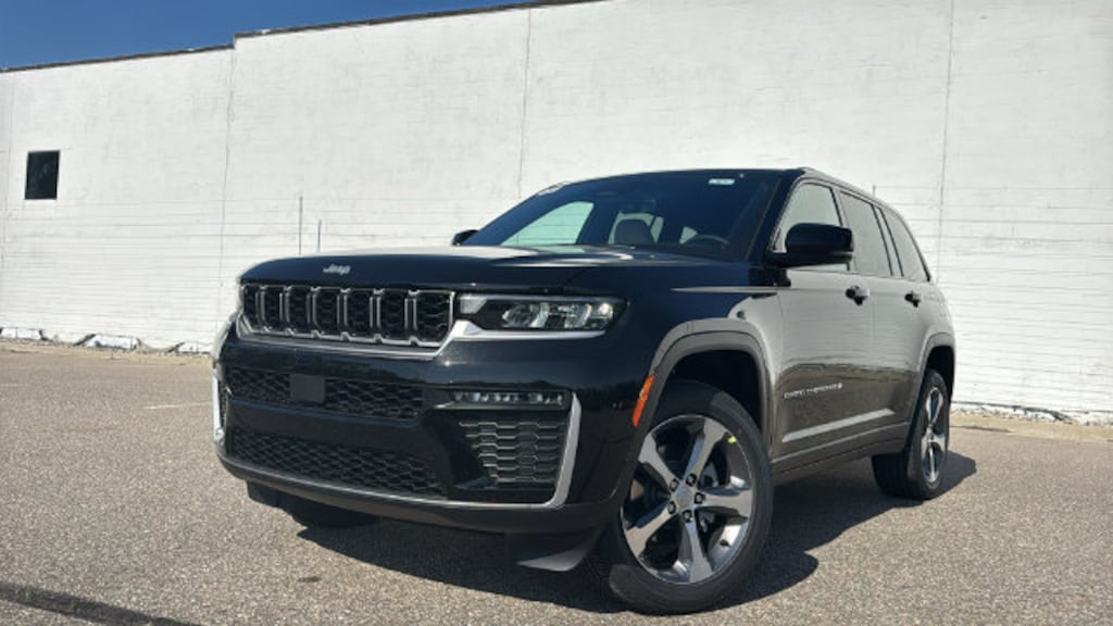 New 2026 Jeep Grand Cherokee LIMITED 4X4 Sport Utility