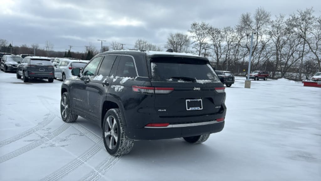 New 2026 Jeep Grand Cherokee LIMITED 4X4 Sport Utility