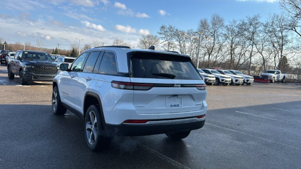 New 2026 Jeep Grand Cherokee LIMITED 4X4 Sport Utility