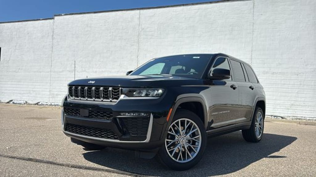 New 2027 Jeep Grand Cherokee LIMITED 4X4 Sport Utility