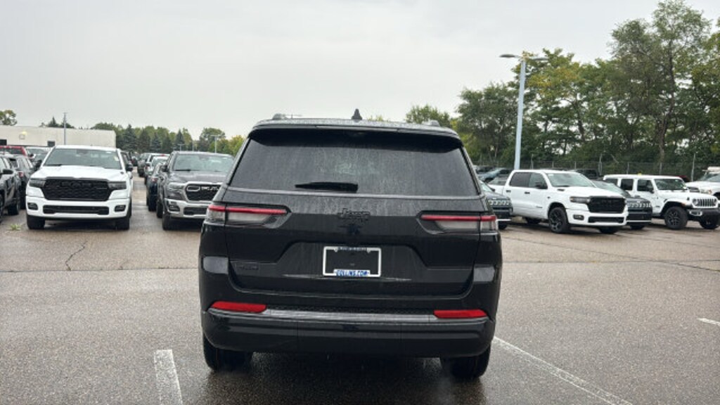 New 2027 Jeep Grand Cherokee L LIMITED RESERVE 4X4 Sport Utility