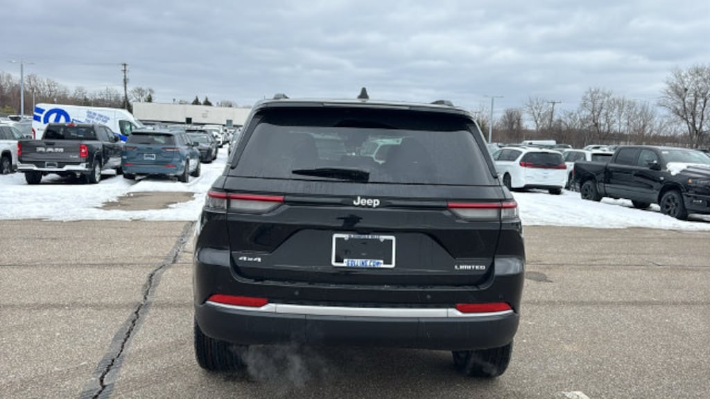 New 2026 Jeep Grand Cherokee LIMITED 4X4 Sport Utility