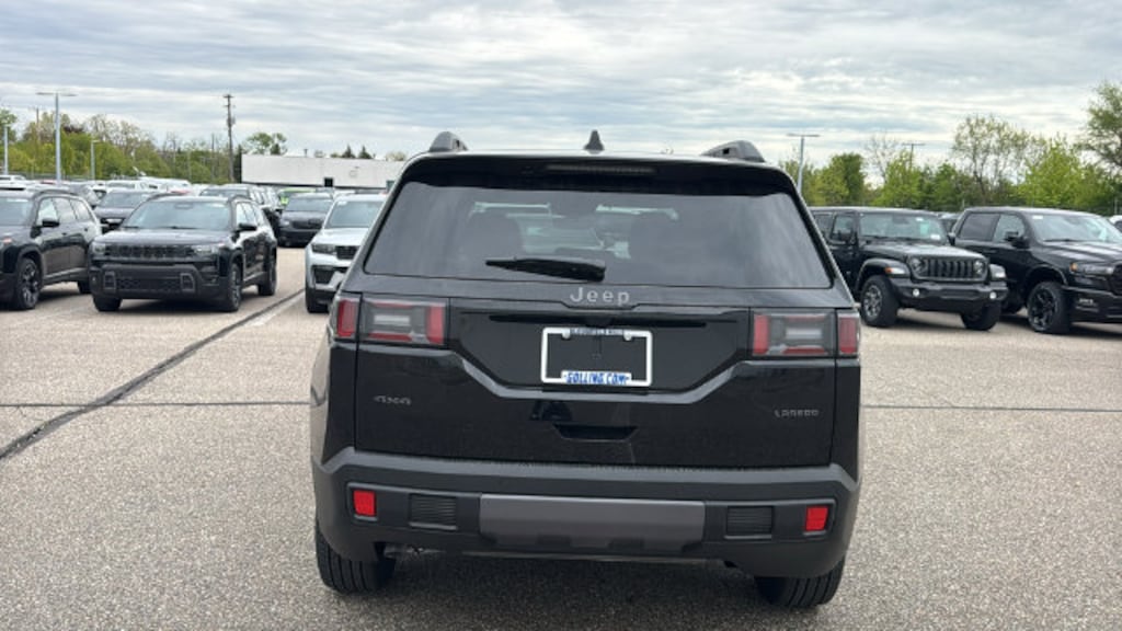 New 2026 Jeep Cherokee LAREDO 4X4 Sport Utility