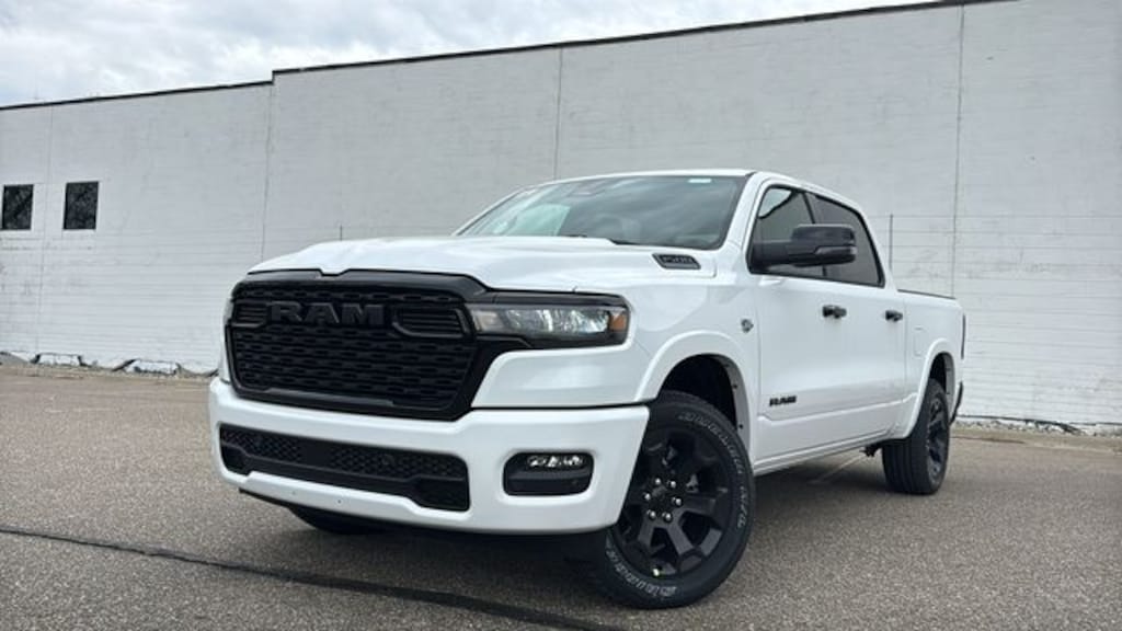 New 2026 Ram 1500 BIG HORN CREW CAB 4X4 5'7 BOX Pickup