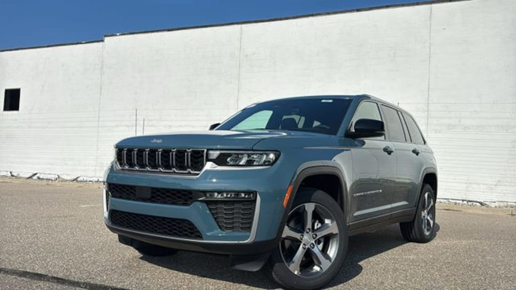 New 2026 Jeep Grand Cherokee LIMITED 4X4 Sport Utility