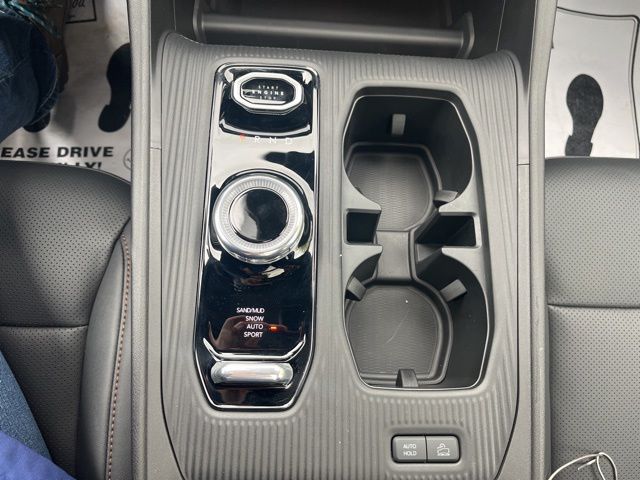 2026 Jeep Cherokee Limited - Photo 25